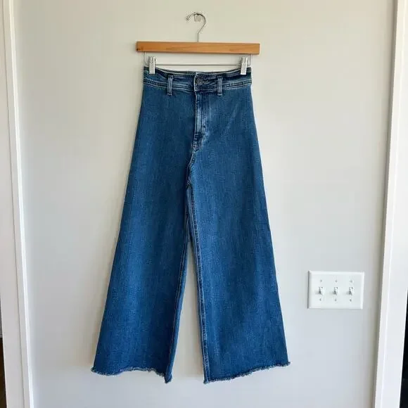 Zara Wide-Leg Raw Hem Jeans 2 - Picture 2 of 10
